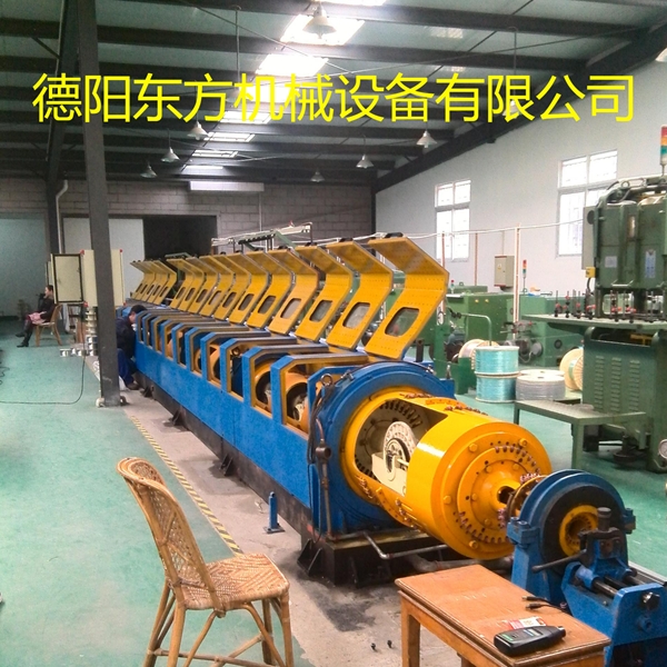 管式絞線(xiàn)機(jī)（退扭絞線(xiàn)方式）Tubelar strander